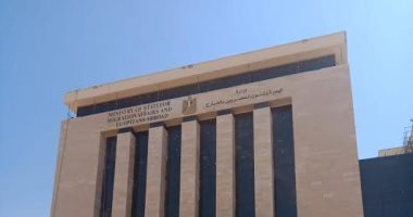 للطلاب العائدين من أوكرانيا.. تفاصيل تلقى الأوراق وشروط التحويل للجامعات المصرية