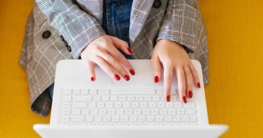 دراسة تكشف عن أضرار زيادة النشاط عبر الإنترنت أثناء جائحة كورونا