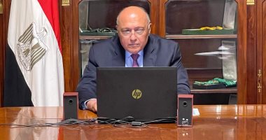 شكرى يبحث مع نظيرته الأندونيسية أوجه التعاون بين البلدين