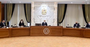 وزير السياحة: الدولة تحملت إقامة 17 ألف سائح روسى وأوكرانى بعد الأزمة