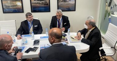 وزير الإنتاج الحربى يزور جناح "جنرال ديناميكس" بمعرض الدفاع العالمى بالسعودية