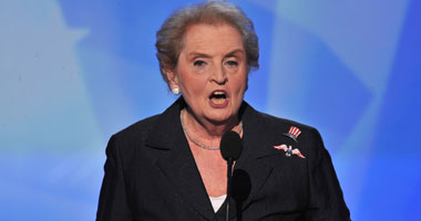 وفاة مادلين أولبرايت أول سيدة تتولى حقيبة الخارجية الأمريكية عن عمر 84 عاما