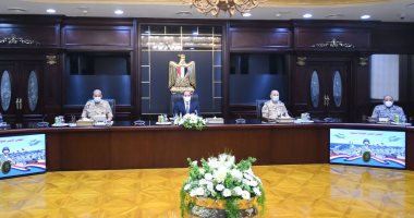 شاهد صور ترؤس الرئيس السيسي اجتماع المجلس الأعلى للقوات المسلحة