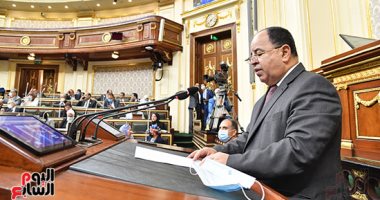 400 مليار جنيه لتحسين دخل 4.5 مليون موظف فى الموازنة الجديدة.. التفاصيل