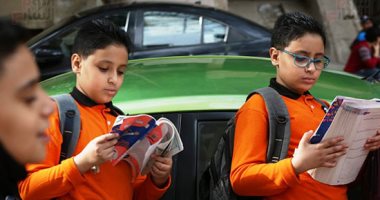 تلاميذ رابعة ابتدائى يؤدون امتحان العلوم ومهارات مهنية دور ثان