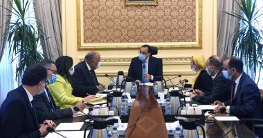 رئيس الوزراء يتابع جهود التحضير لاستضافة مصر مؤتمر تغير المناخ COP27