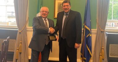 سفير مصر فى دبلن يبحث مع رئيس البرلمان الأيرلندى الأزمة الأوكرانية