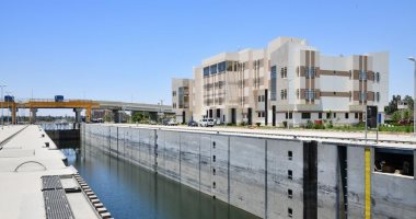 وزير الرى: جارى العمل فى إنشاء السد المؤقت لبدء بناء قناطر ديروط الجديدة