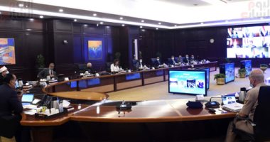 بدء اجتماع الحكومة الأسبوعى بمقر المجلس بالعلمين الجديدة.. صور