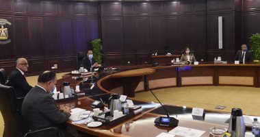 رئيس الوزراء يترأس اجتماع المجلس التنسيقي للسياسات النقدية والمالية.. صور