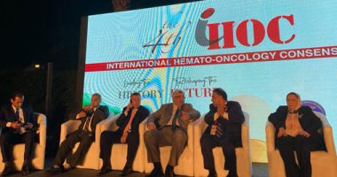 رئيس هيئة الشراء الموحد: صناعة البلازما كانت فكرة الرئيس منذ عام 2014.. صور