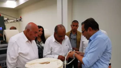 وزير قطاع الأعمال خلال تفقده مركز التدريب