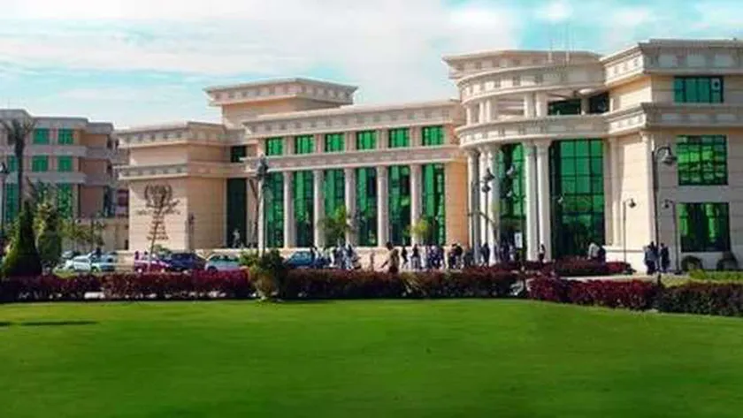 جامعة مصر بمدينة 6 أكتوبر