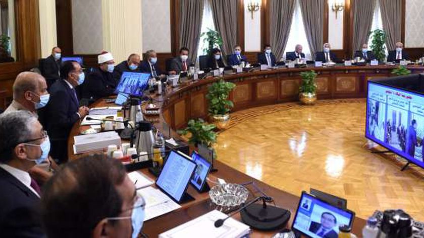 مدبولي: اتصال يومي مع محافظ البنك المركزي للتحرك في عدة محاور اقتصادية