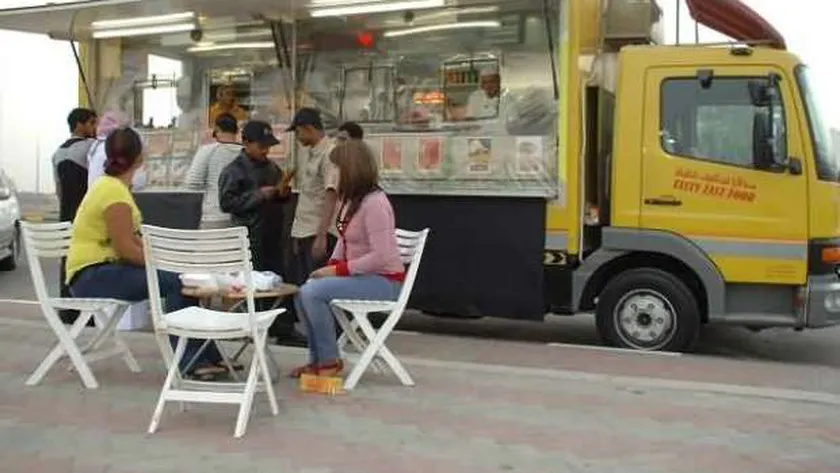 عربية طعام متنقلة