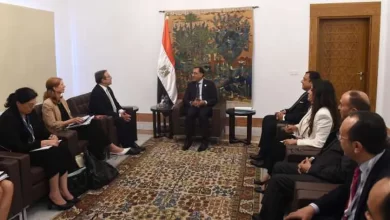 رئيس الوزراء خلال لقائه مدير برنامج الأمم المتحدة الإنمائي