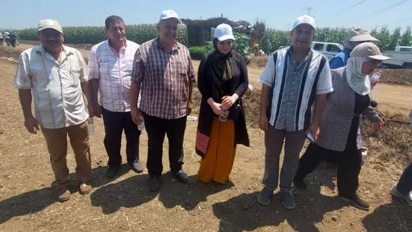 مدير معهد بحوث أمراض النباتات يتفقد البرامج البحثية الصيفية