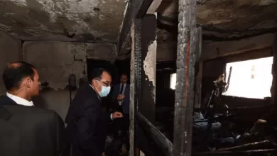 رئيس الوزراء في موقع الحادث