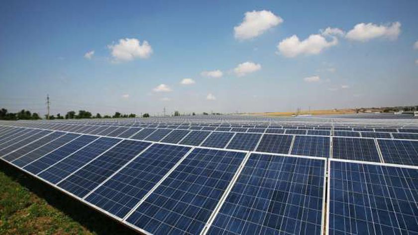 محطات توليد الطاقة الشمسية "أرشيفية"