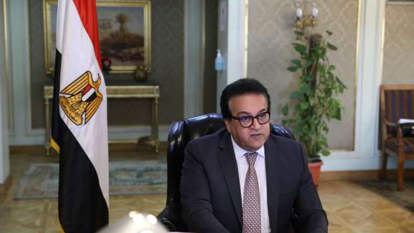 الدكتور خالد عبدالغفار وزير الصحة