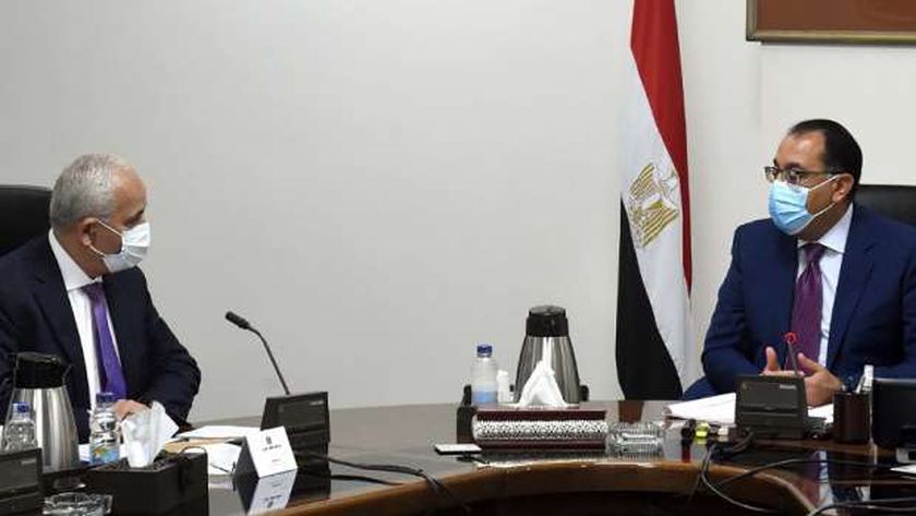 رئيس الوزراء: سنواصل خطط تطوير التعليم التي تتبناها الدولة