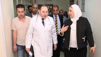 وزيرة التضامن خلال تفقد المصابين