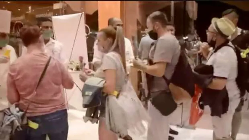 فنادق مرسى علم خلال استقبالها السياح الأجانب - أرشيفية