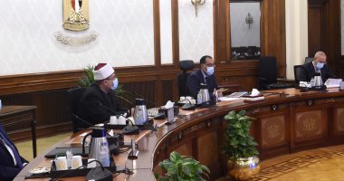رئيس الوزراء يتابع الموقف التنفيذى لخطة تطوير جزيرة الوراق للارتقاء بها