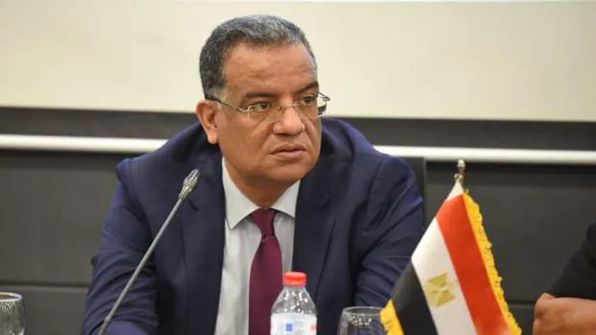 الدكتور محمود مسلم رئيس مجلس إدارة جريدة «الوطن»