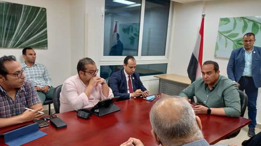 رئيس «الرعاية الصحية» يتابع الخدمات المقدمة للمرضى بـ«فايد التخصصي»