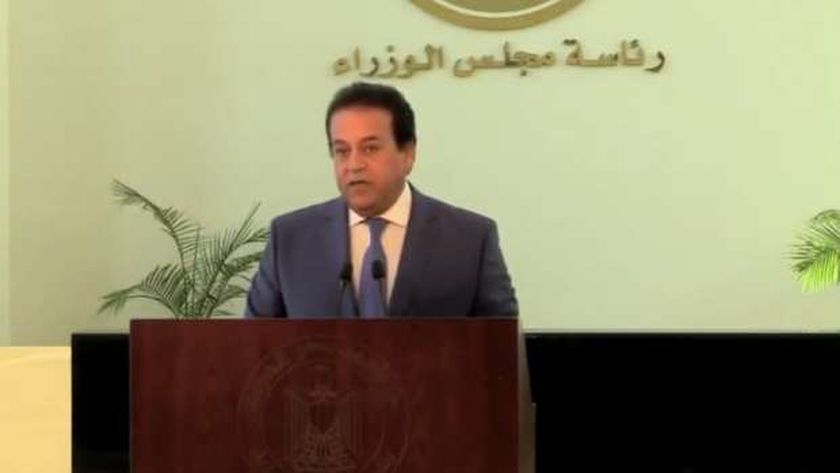 الدكتور خالد عبدالغفار - وزير الصحة الجديد