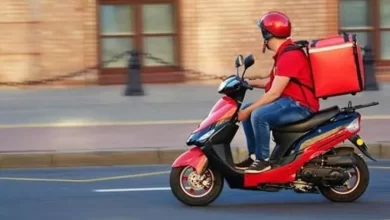 عامل دليفري- أرشيفية