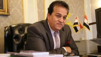 الدكتور خالد عبدالغفار وزير الصحة والسكان