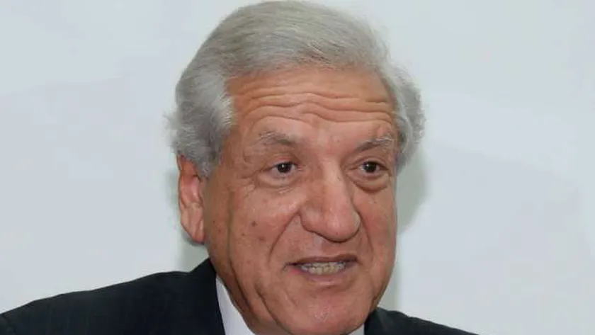 الدكتور فخري الفقي