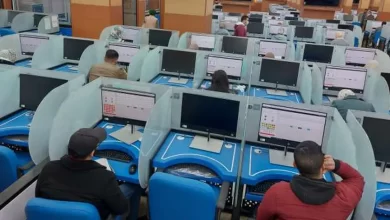 جانب من دراسة الطلاب بتجارة حلوان -صورة أرشيفية