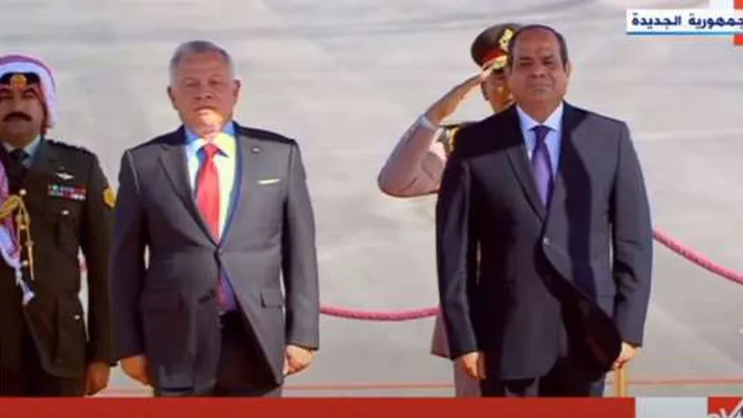 الرئيس السيسي يستقبل القادة العرب بمطار العلمين