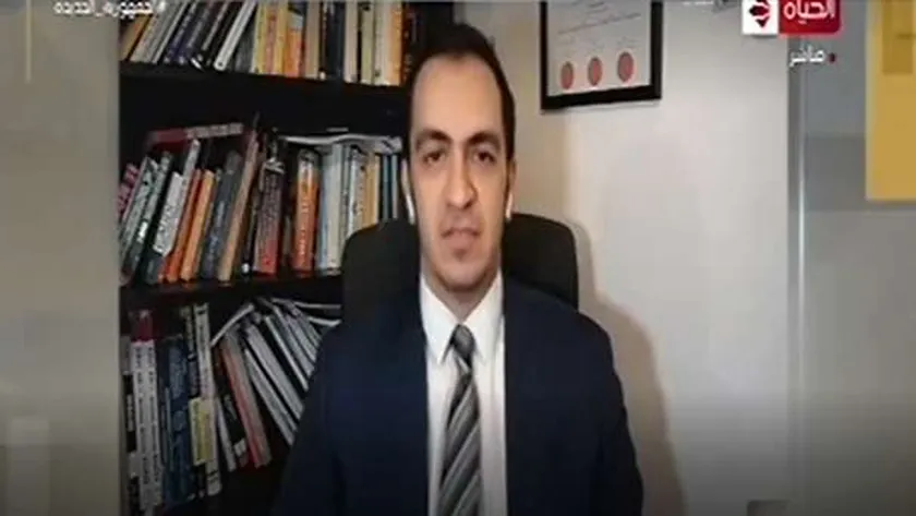 الدكتور حاتم سليمان