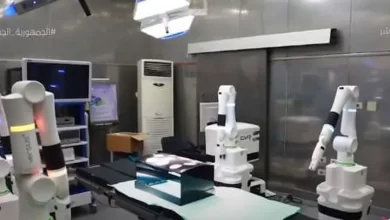 العمليات الجراحية بالروبوت