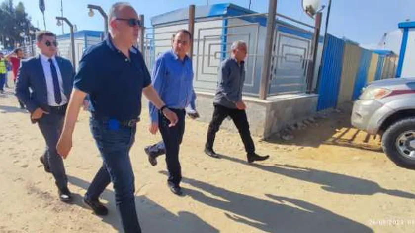 جانب من جولة وزير الري