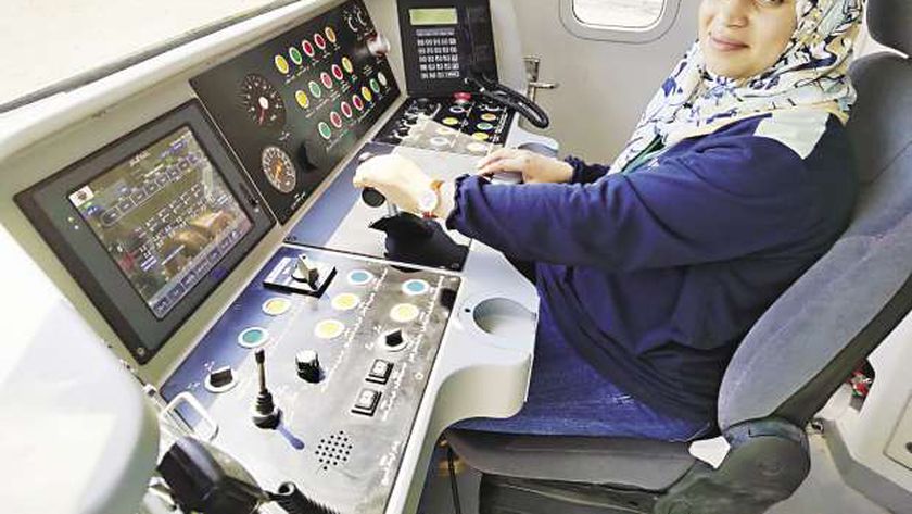 المرأ ة المصرية رمز العطاء والتضحية