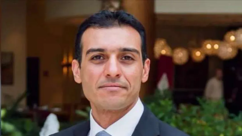 الدكتور إسلام عنان