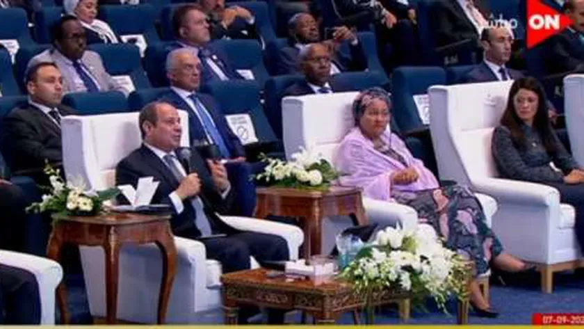 الرئيس السيسي خلال المنتدى