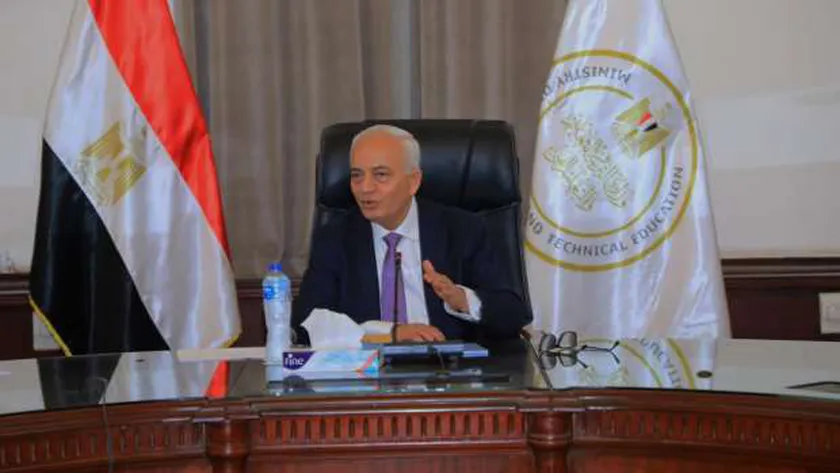 الدكتور رضا حجازي وزير التربية والتعليم