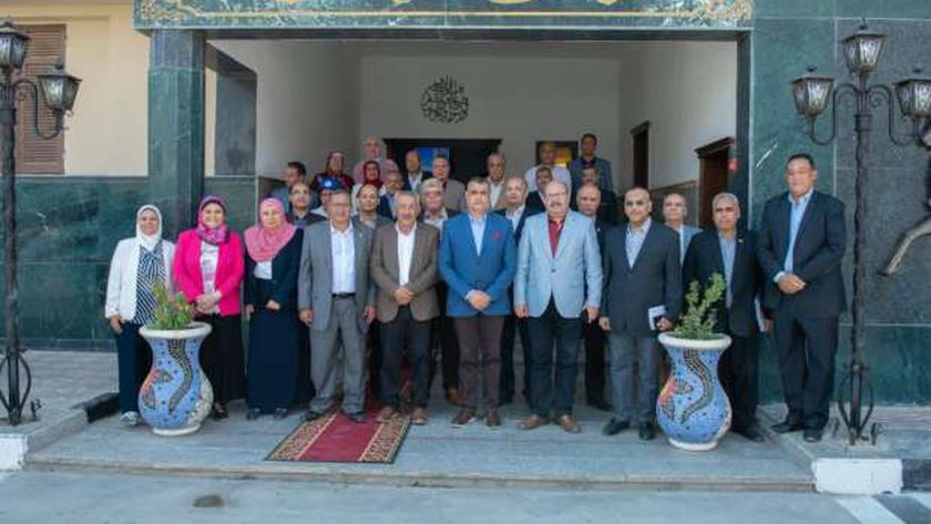 وزير الإنتاج الحربي: نعمل بفكر متطور.. ونعتز بثقة المواطنين في منتجات شركاتنا