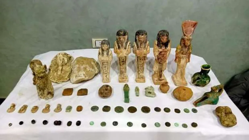 صورة أرشيفية لآثار مستردة