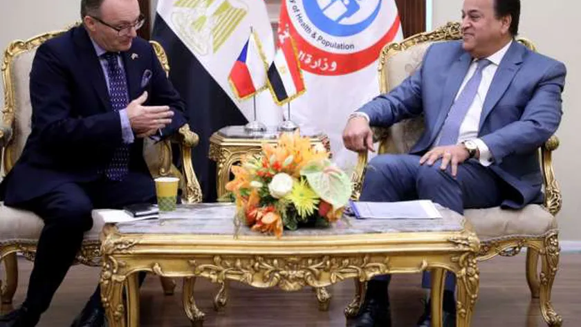 وزير الصحة وسفير دولة التشيك