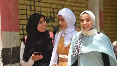 طالبات الثانوية العامة بعد ظهور النتيجة - صورة تعبيرية