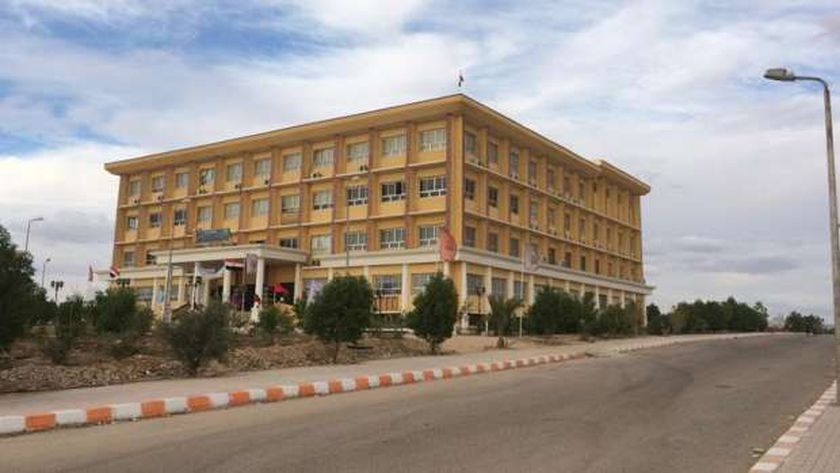 كلية الإعلام وتكنولوجيا الاتصال بجامعة جنوب الوادي