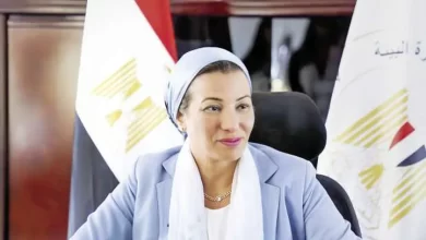 وزيرة البيئة