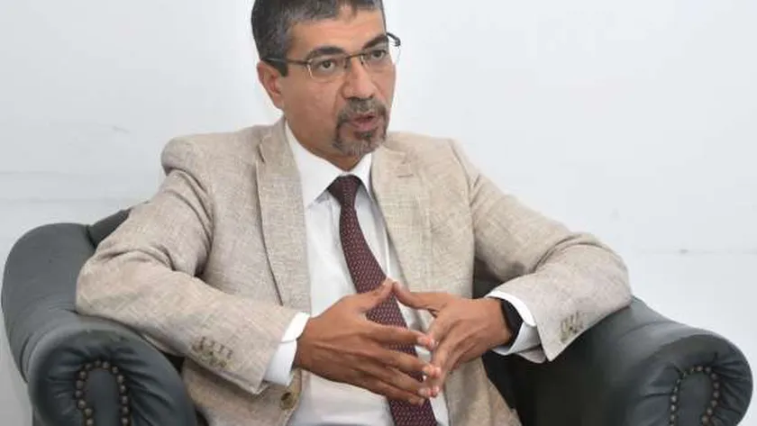 محمد البدري عضو لجنة الصحة بمجلس الشيوخ